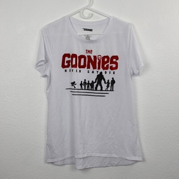 The Goonies Never Say Die T-Shirt Women's Size XXL Gently‎ used condition - Picture 2 of 4